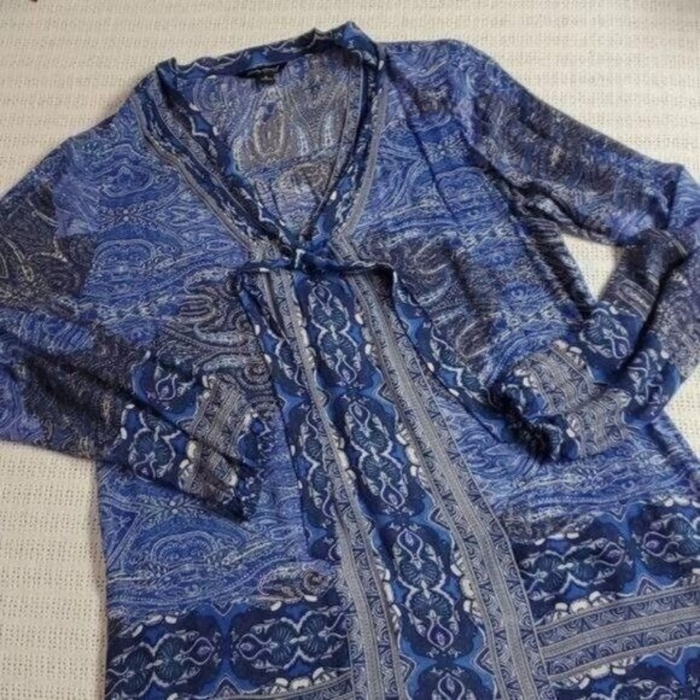 Lucky‎ Brand Sz. S (M-L) Blue(s) with Design V-neck Tied Long Sleeve Tunic